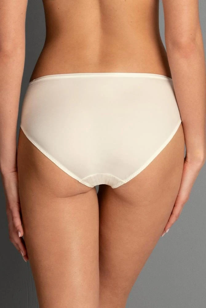 Rosa Faia Taillenslip Antonia 4 Rosa Faia Taillenslip Antonia – Bild 2