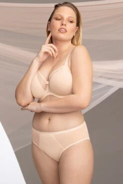 Rosa Faia Taillenslip Eve -Susa Verkäufe Rosa Faia Taillenslip Eve 1332 107 smart rose 03 1280x1280